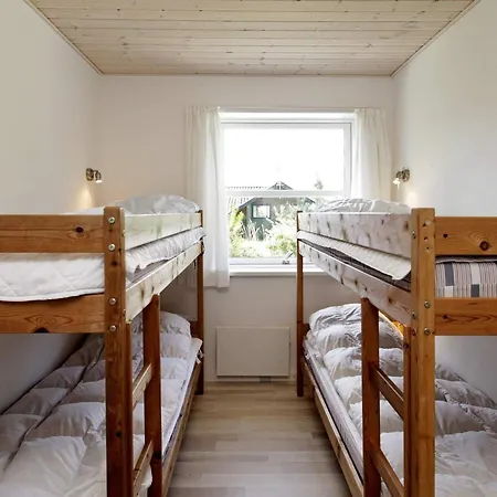 度假居 8 Person In Fjerritslev-by Traum