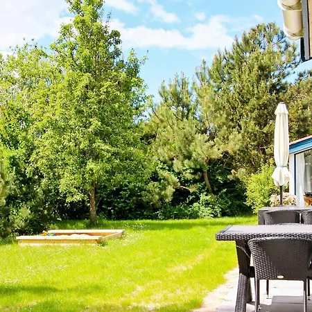 度假居 8 Person In Fjerritslev-by Traum *